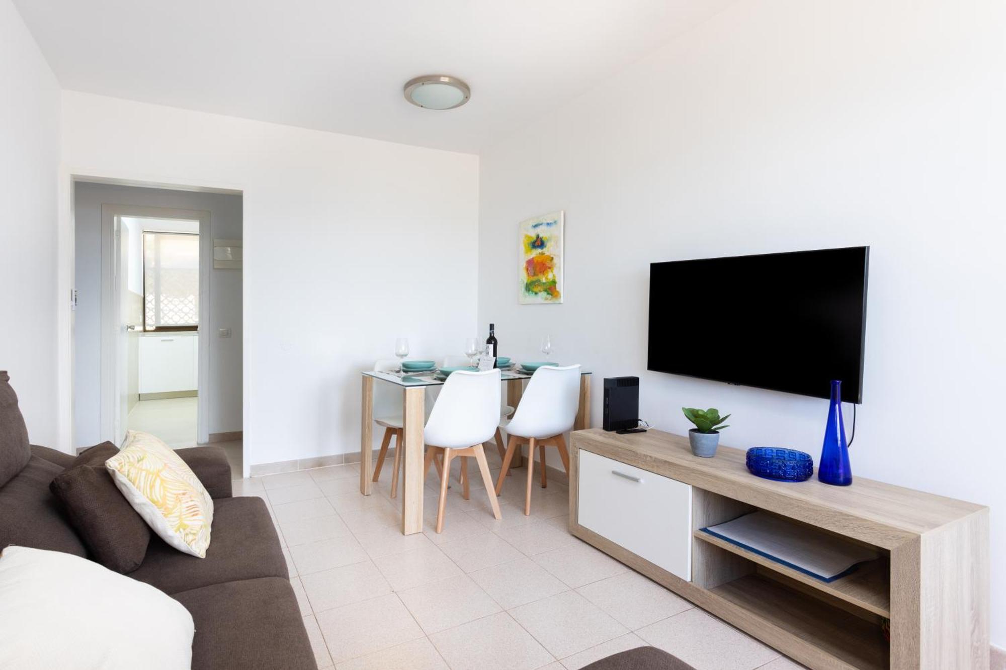 Frontline Playa Las Vistas With Pool, Parking, Sea Los Cristianos  Exterior photo